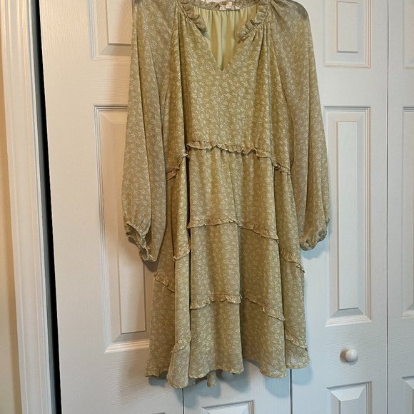 entro Dresses & Skirts - Dress - NWOT